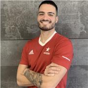 Entrenador titulado en entrenamiento personal y especialista en running y trail running.